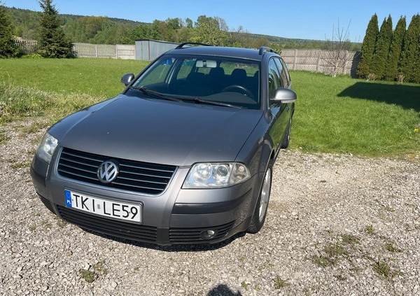 Volkswagen Passat cena 12900 przebieg: 308000, rok produkcji 2005 z Kielce małe 67